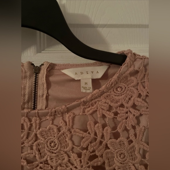 Woman’s pink sheer blouse - Size M - Picture 5 of 8